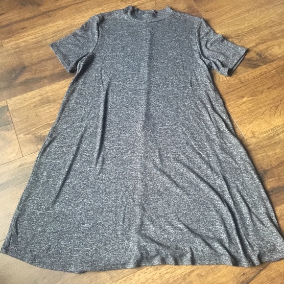 DRESS - Picture 2 of 4